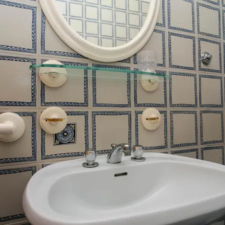 M117 - Marcelli, Quadrilocale Con Terrazzo Vista Mare